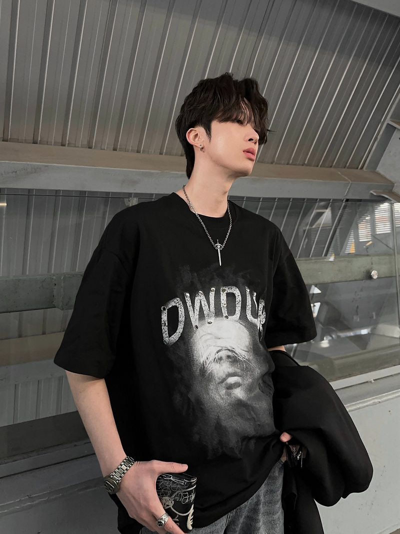 ブラインドアイズ ファントムプリントTシャツ