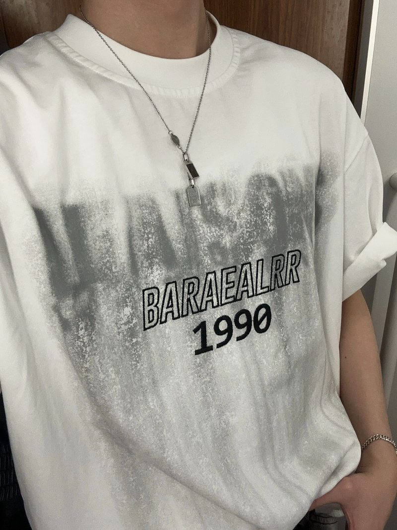 1990フェードロゴ 刺繍プリントTシャツ