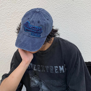 ネイビーブルー