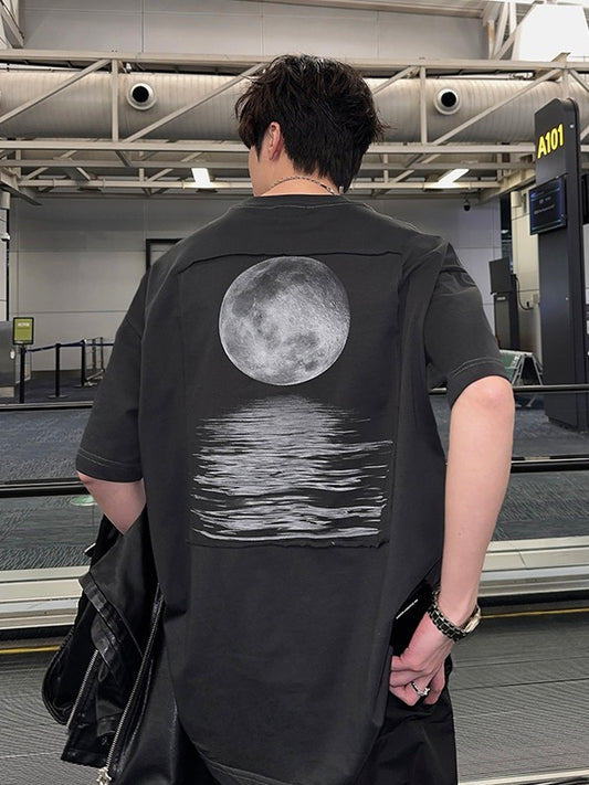 ムーンバックプリント レター Tシャツ