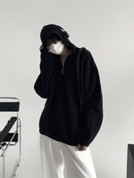 ハーフジップ フード付きニットセーター