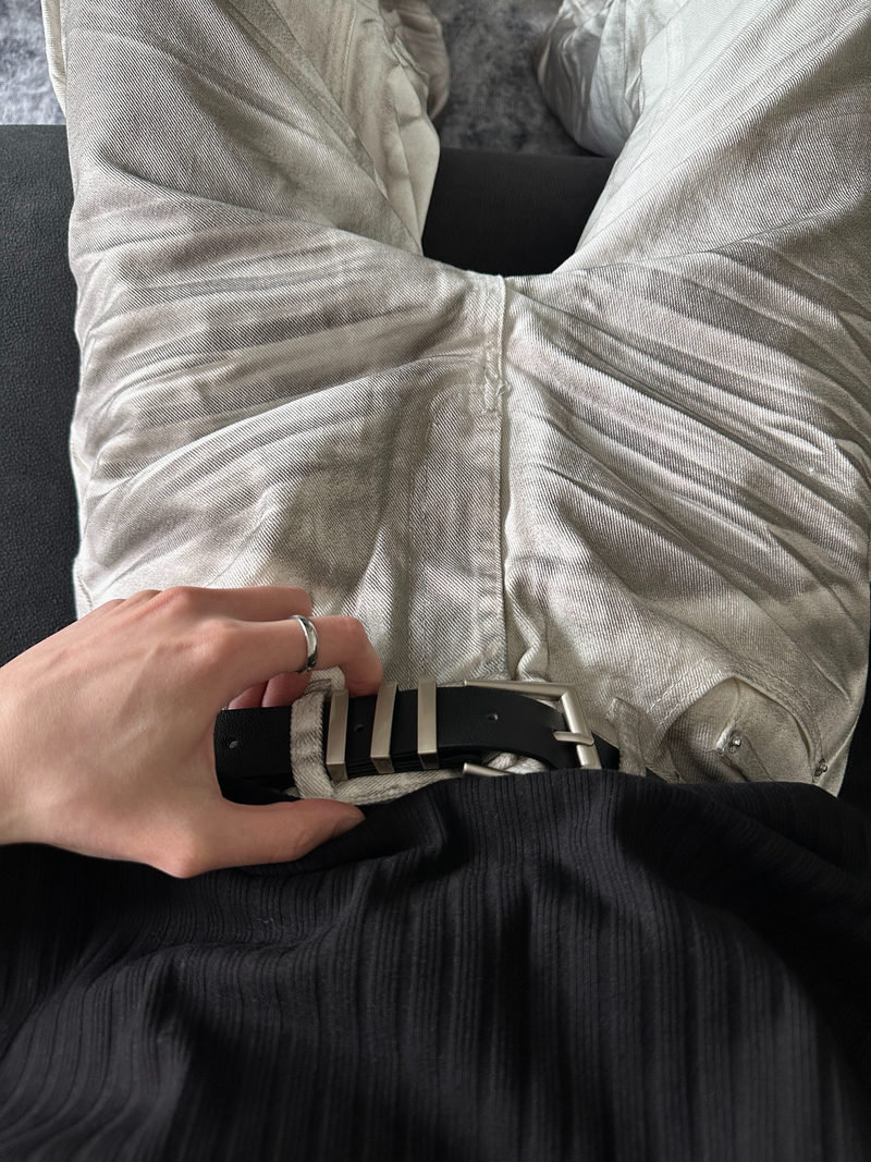 ストリート ダーティ ステンドホワイトデニムパンツ