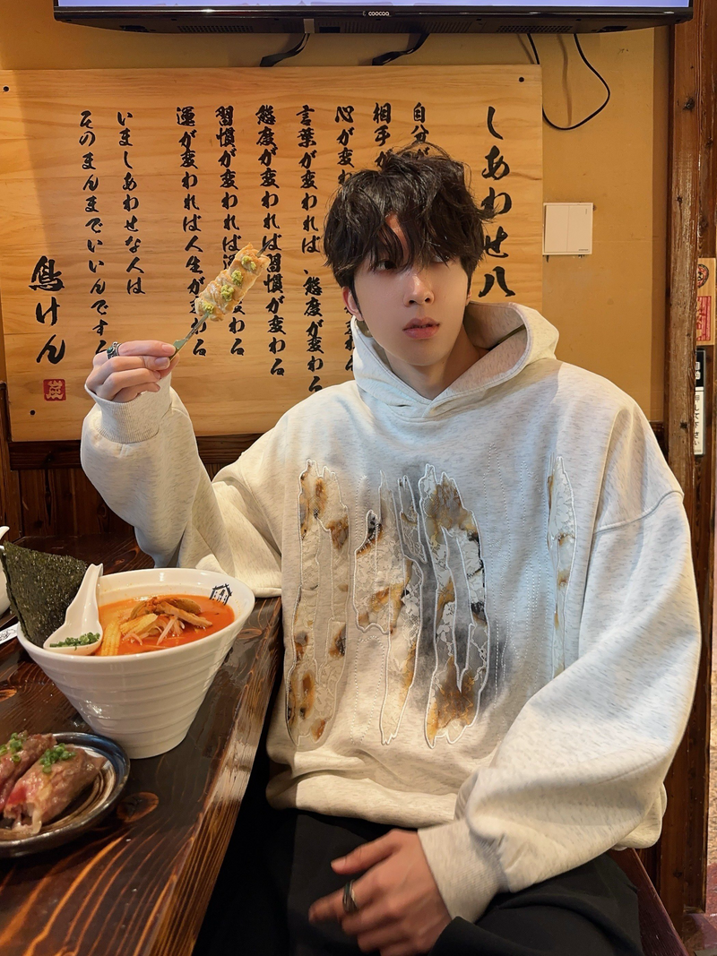 レトロ 花柄レース刺繍パーカー