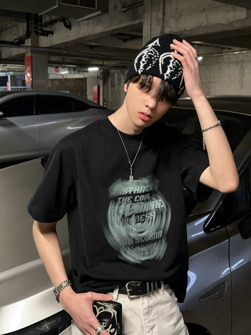 スワール レタリングプリントTシャツ