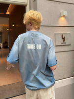 グレイシャーブルー レタープリントTシャツ