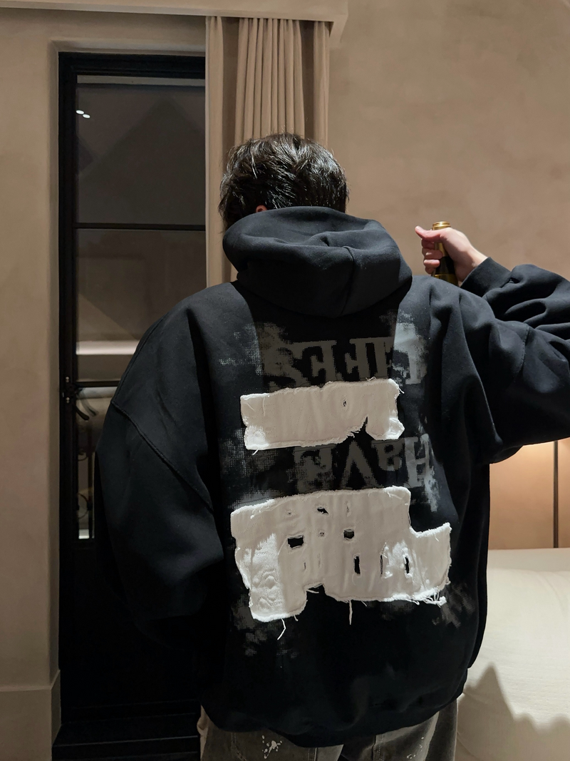 バックプリント 刺繍パッチ オーバーフーディー